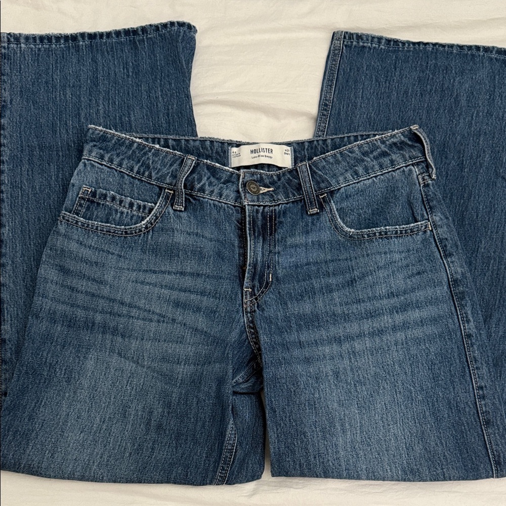 Hollister Women's Low Rise Baggy Jeans - Dark Blue